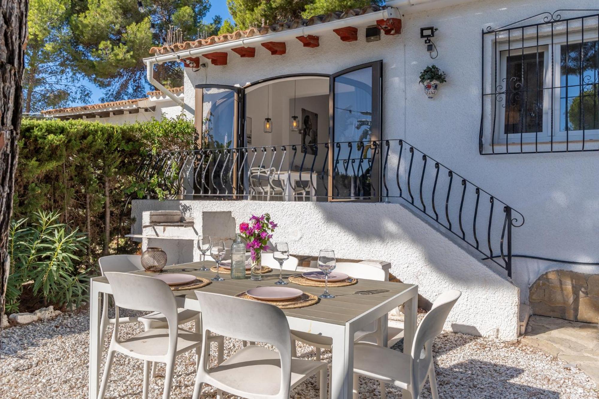 Bungalow Marquerite Moraira, 5 Minutes From Beach 特乌拉达 外观 照片